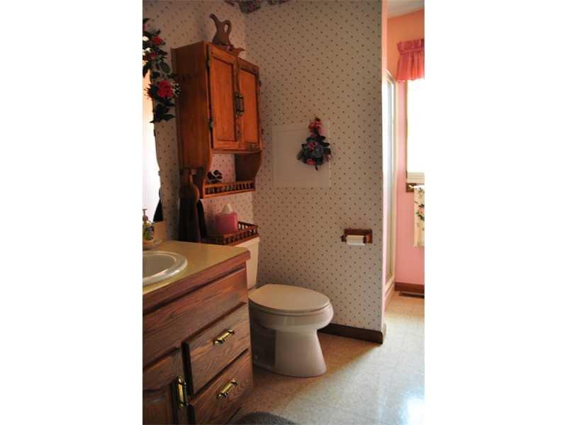 110 Wansack Road West Middlesex, PA 16159 - Photo 10 of 20 Full Bath.