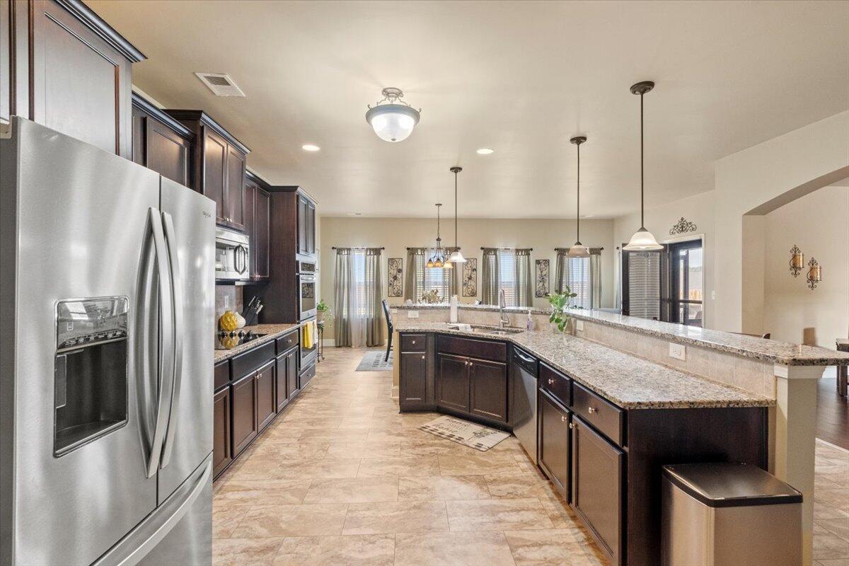 208 Dripping Rock Pass Grovetown, GA 30813 - Photo 19 of 49 19-Kitchen