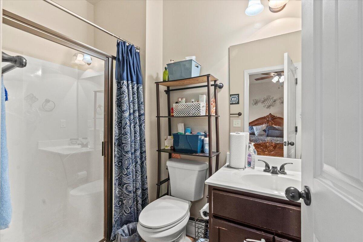 208 Dripping Rock Pass Grovetown, GA 30813 - Photo 23 of 49 24-Guest Bath