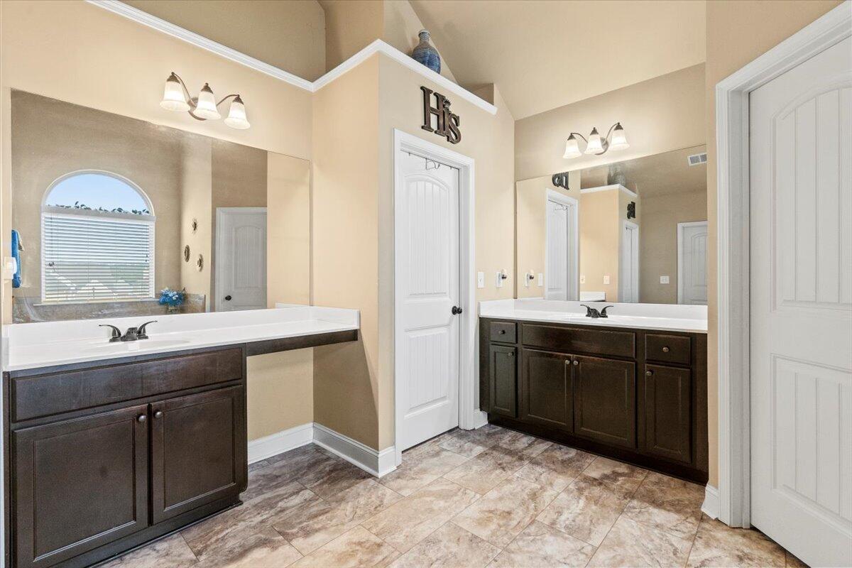 208 Dripping Rock Pass Grovetown, GA 30813 - Photo 31 of 49 32-Owners Bathroom