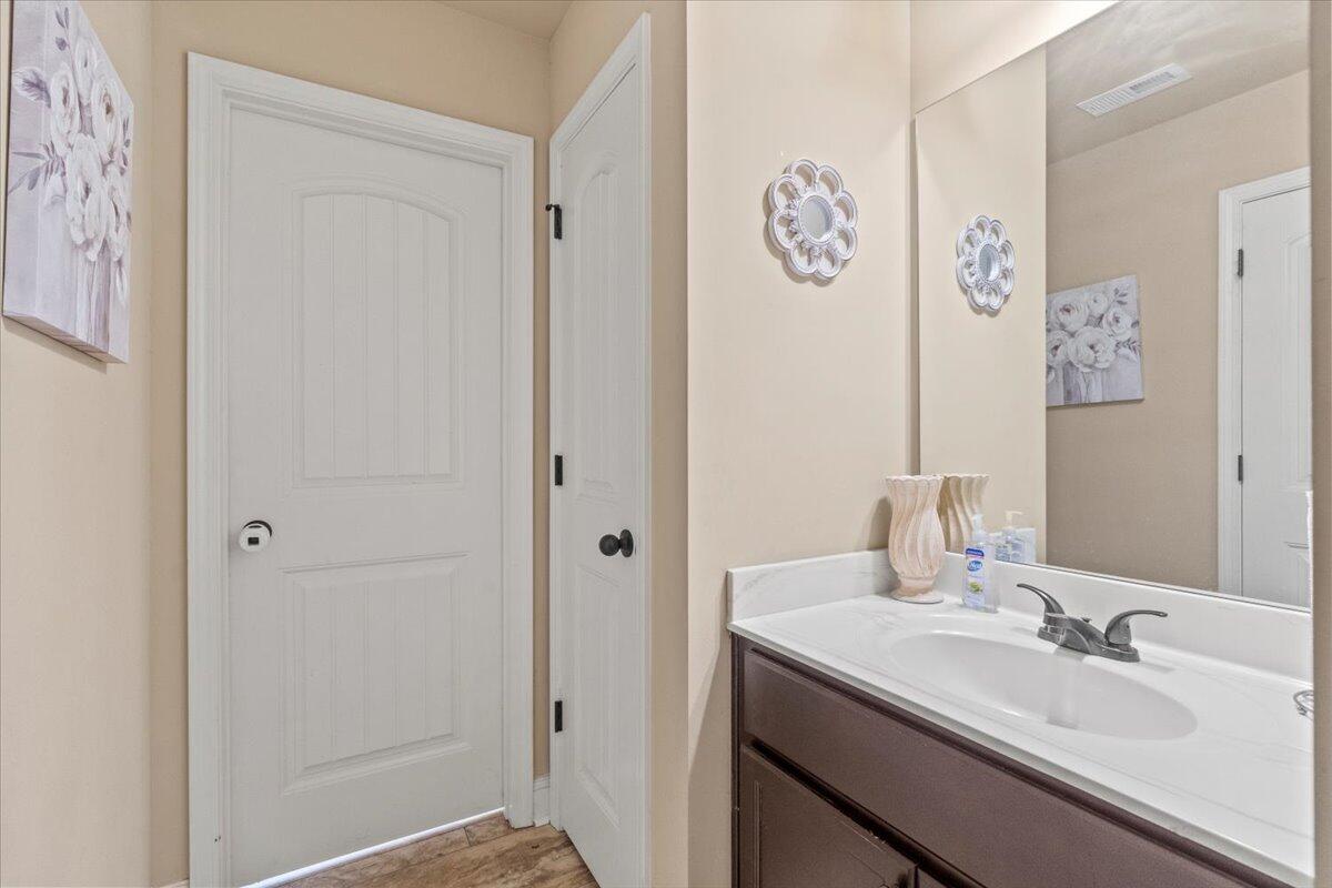 208 Dripping Rock Pass Grovetown, GA 30813 - Photo 40 of 49 41-Jack & Jill Bath
