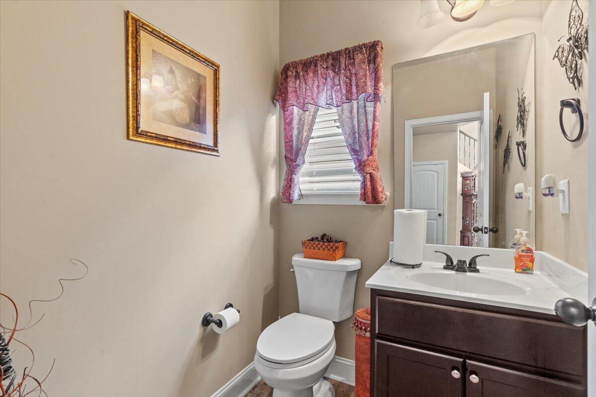 208 Dripping Rock Pass Grovetown, GA 30813 - Photo 9 of 49 09-Half Bath