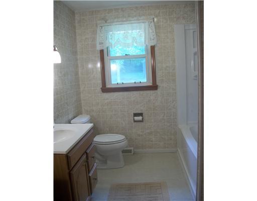 149 Rydle Road Mount Pleasant, PA 15666 - Photo 5 of 18 Master Bath/Spa. Shower and tub