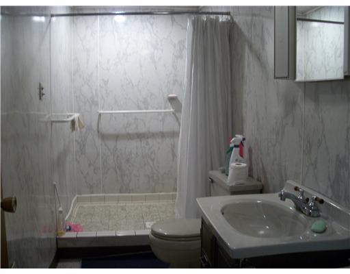 149 Rydle Road Mount Pleasant, PA 15666 - Photo 9 of 18 2nd Floor Plan. Lower level over sized shower.