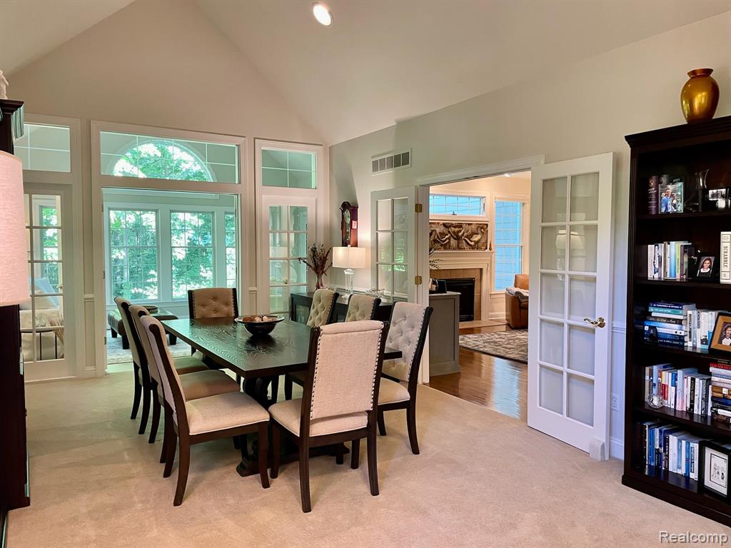 49676 Timber Trail Novi, MI 48374 - Photo 6 of 38 Gallery Image 6