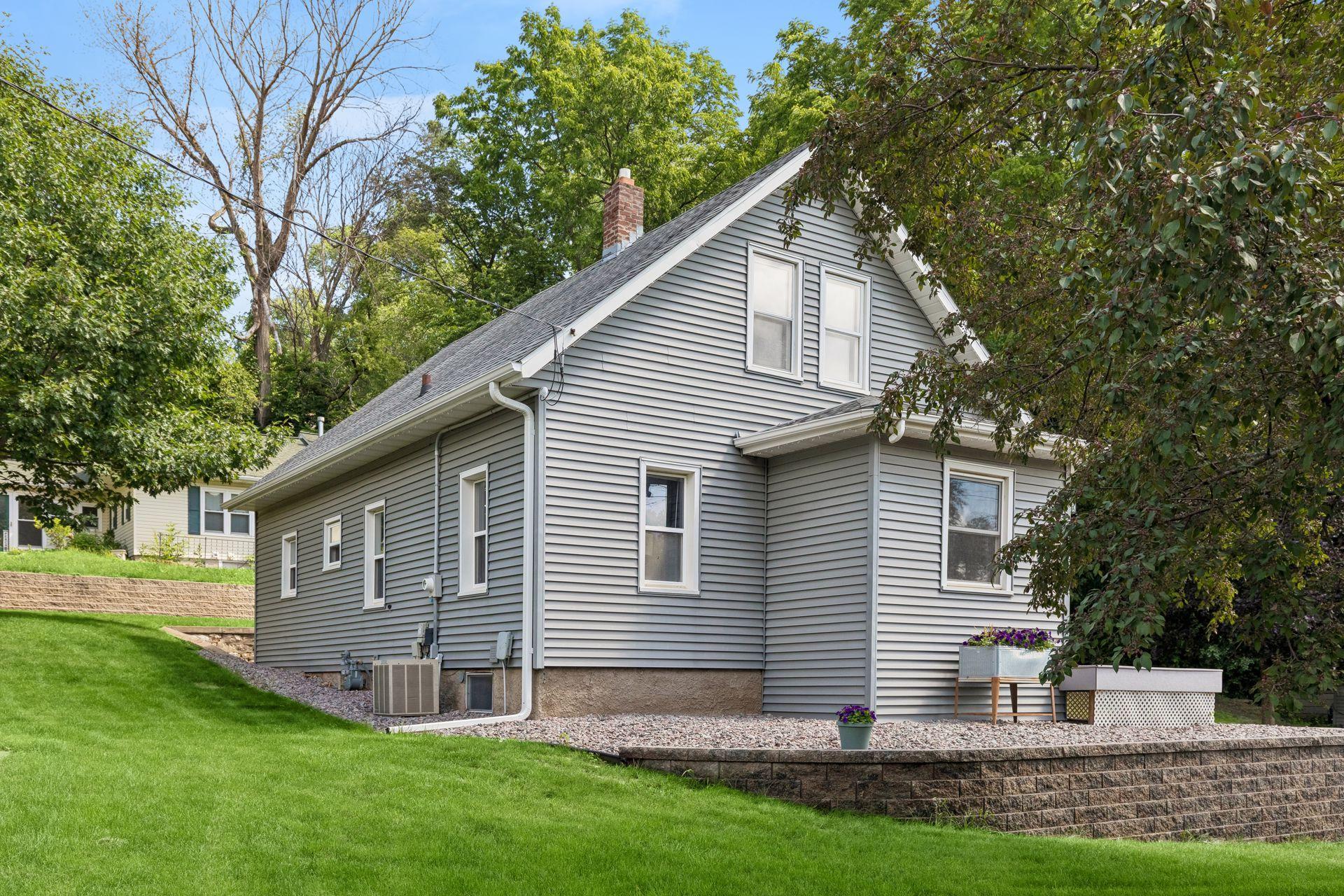 520 Hawthorn Street Red Wing, MN 55066 - Photo 2 of 35