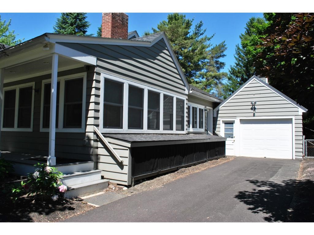 166 Staniford Road Burlington, VT 05408 - Photo 2 of 34