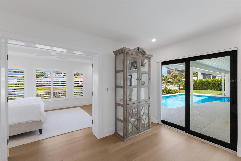 510 Putter Lane Longboat Key, FL 34228 - Photo 55 of 74 Gallery Image 55