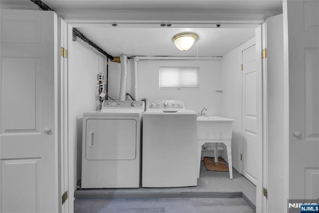 728 Stewart Street Ridgefield, NJ 07657 - Photo 32 of 32 Gallery Image 32