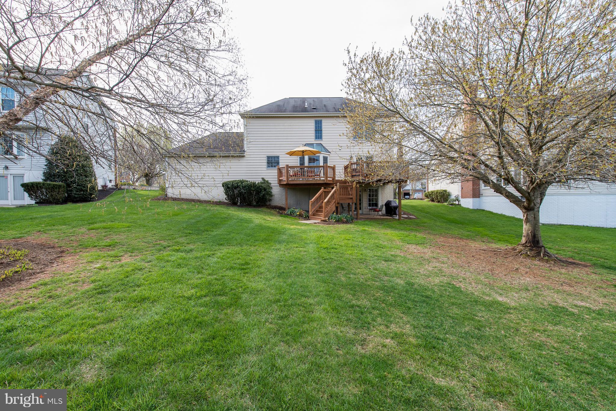 10244 Wetherburn Road Ellicott City, MD 21042 - Photo 29 of 30 Exterior (Rear)
