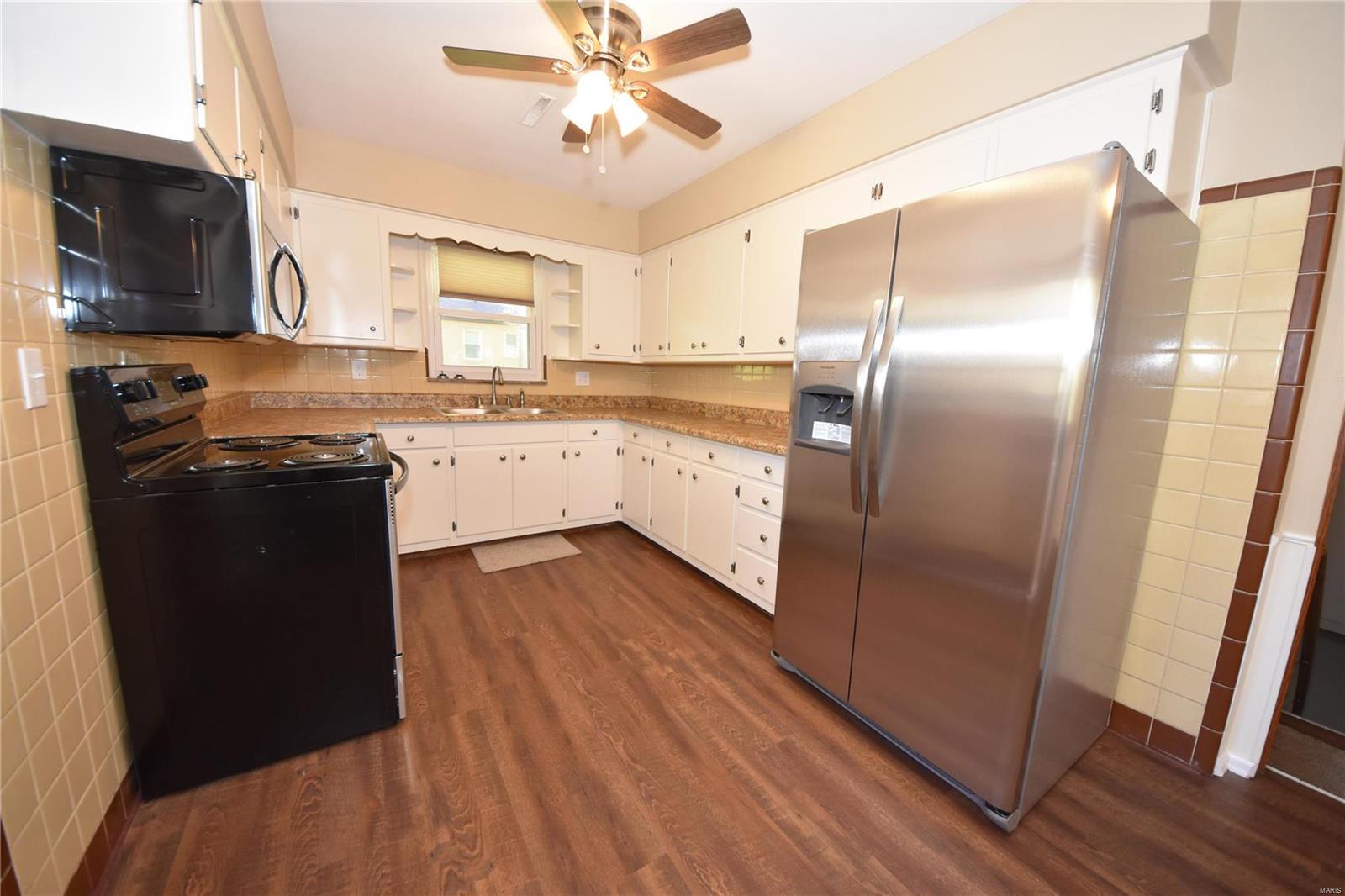 9911 N Road Fairview Heights, IL 62208 - Photo 22 of 37