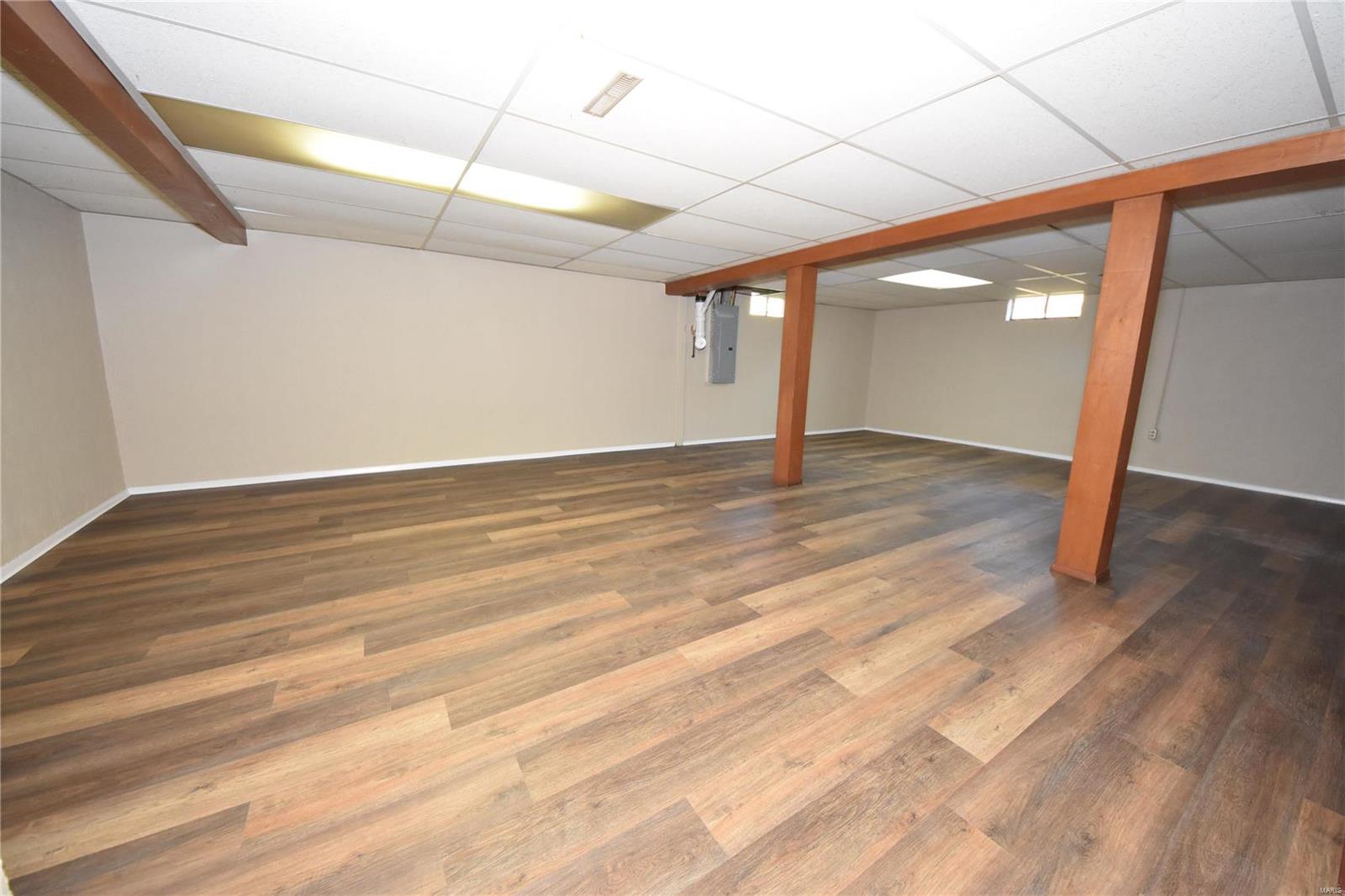 9911 N Road Fairview Heights, IL 62208 - Photo 28 of 37