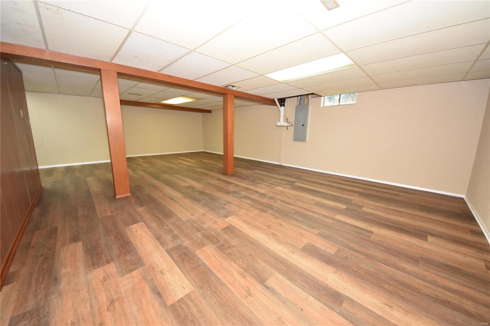 9911 N Road Fairview Heights, IL 62208 - Photo 30 of 37