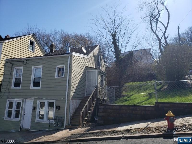 121 Turner Street Paterson, NJ 07501 - Photo 3 of 8 Gallery Image 3