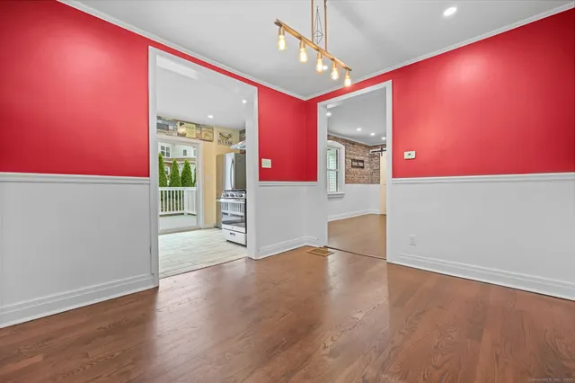 $549,900 | 516 Valley Road, Stratford, CT 06615