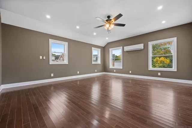 $549,900 | 516 Valley Road, Stratford, CT 06615