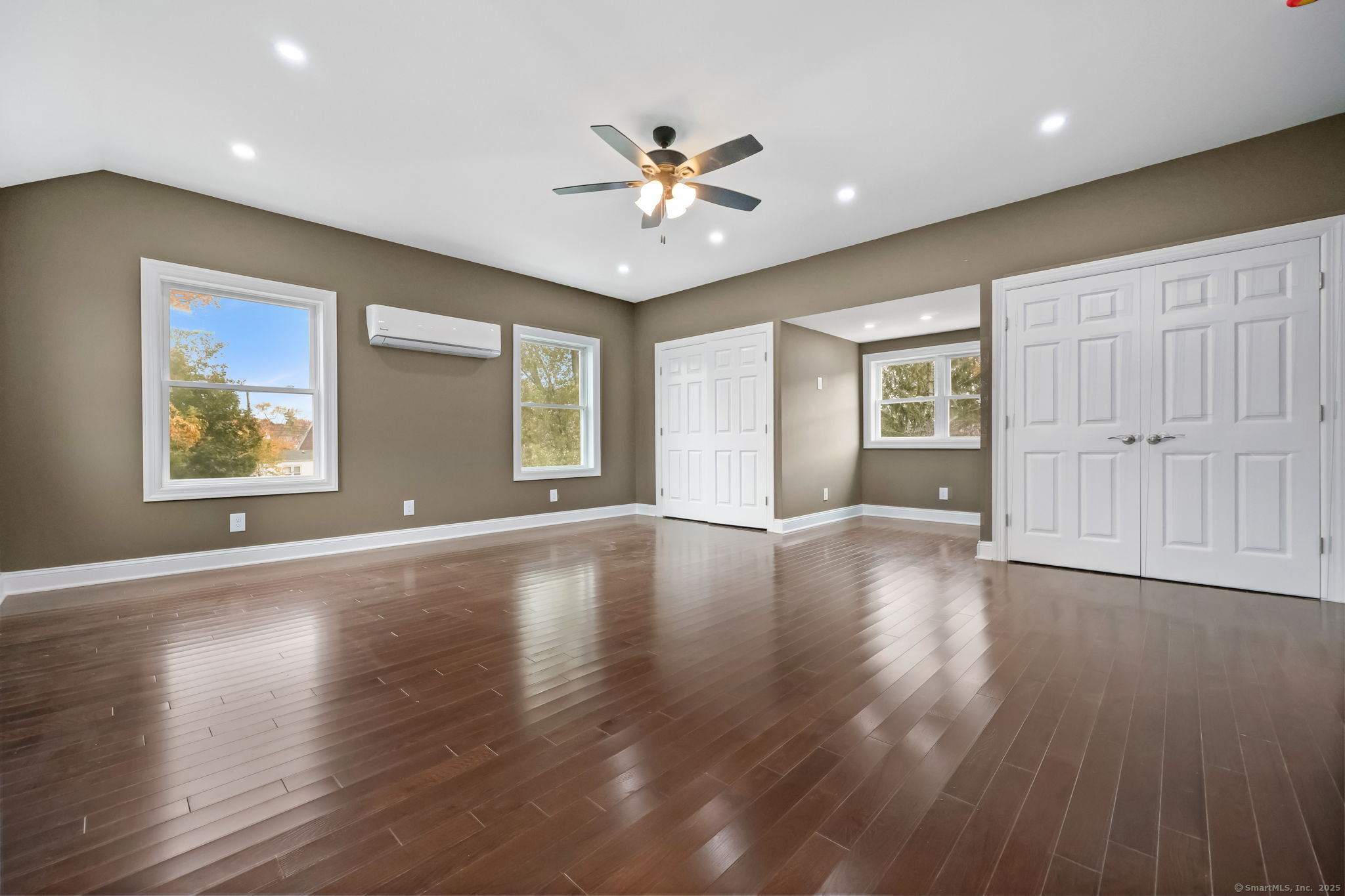 516 Valley Road Stratford, CT 06615 - Photo 22 of 40 Looking toward 2 double wall closets
