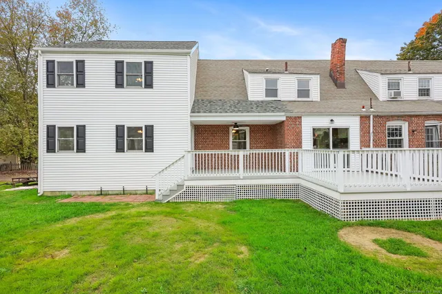 $549,900 | 516 Valley Road, Stratford, CT 06615