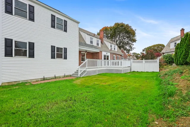 $549,900 | 516 Valley Road, Stratford, CT 06615