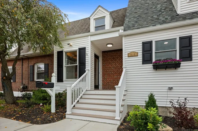 $549,900 | 516 Valley Road, Stratford, CT 06615