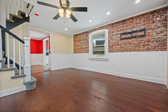 $549,900 | 516 Valley Road, Stratford, CT 06615