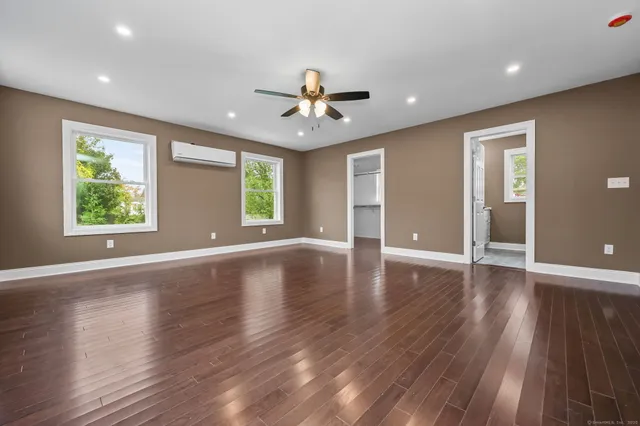 $549,900 | 516 Valley Road, Stratford, CT 06615