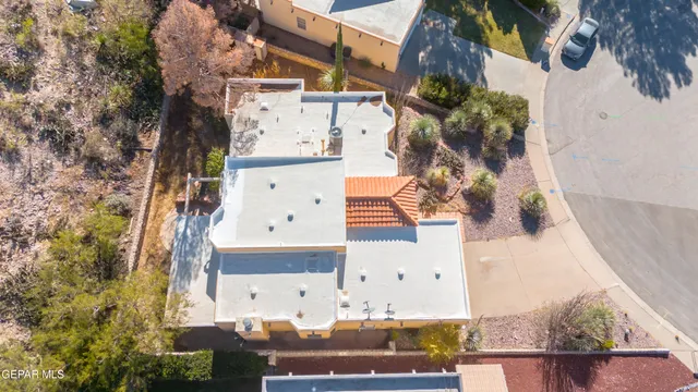 $340,000 | 822 Via Descanso Drive, El Paso, TX 79912