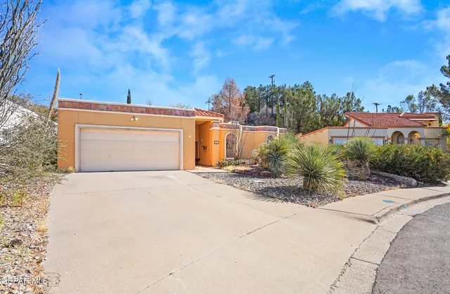 $340,000 | 822 Via Descanso Drive, El Paso, TX 79912