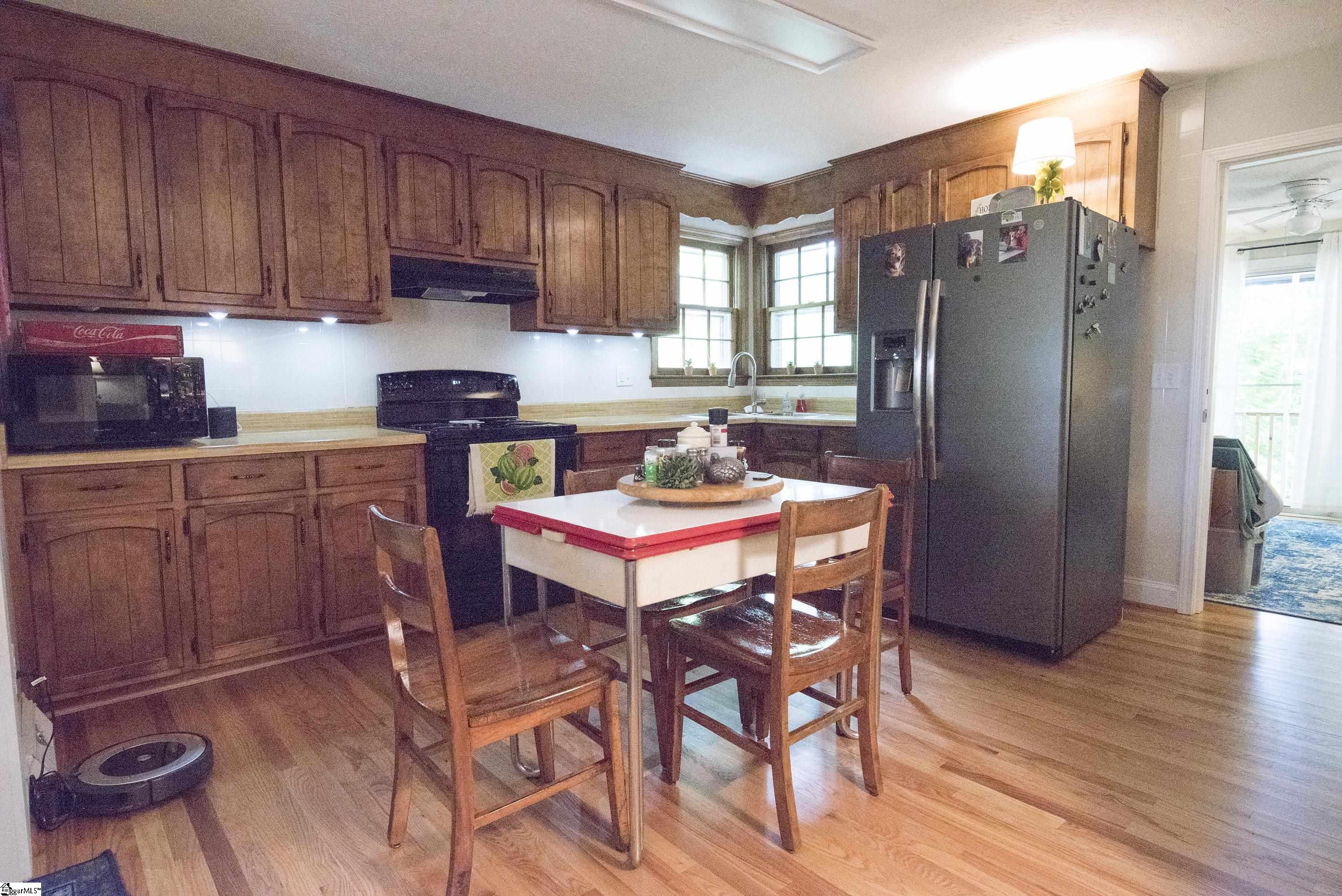 27 Tigerville Road Travelers Rest, SC 29690 - Photo 4 of 29