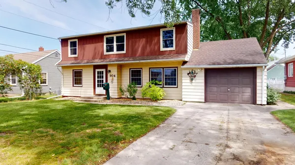 $209,900 | 904 Clausen Avenue, Albert Lea, MN 56007