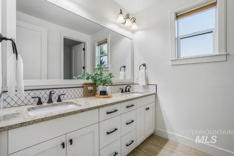 $959,000 | 9254 West Sparks Lake Drive, Boise, ID 83714