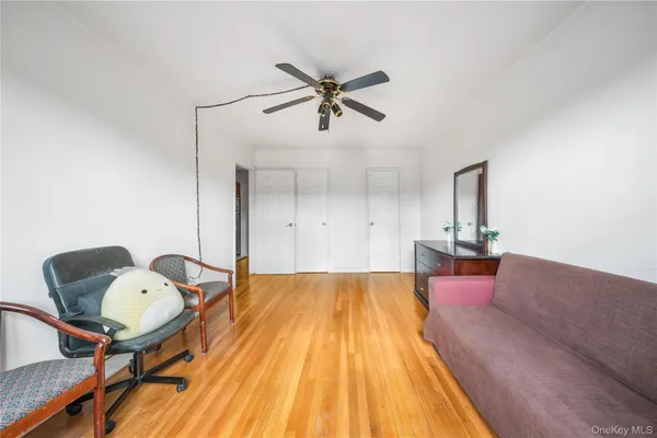 $389,000 | 99-35 59th Avenue, Unit 6C | South Corona