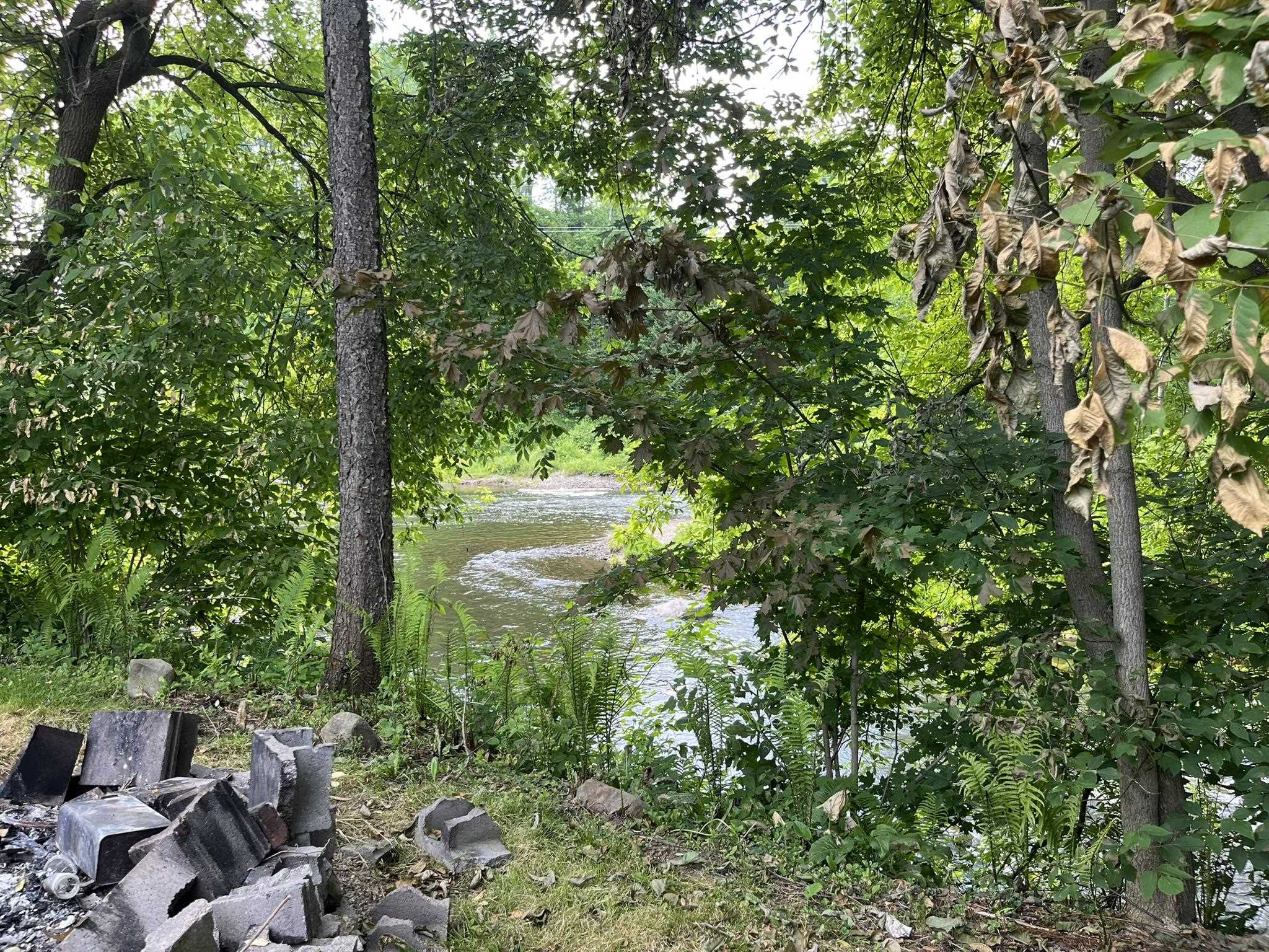 498 Clyde Street Newport, VT 05855 - Photo 26 of 38