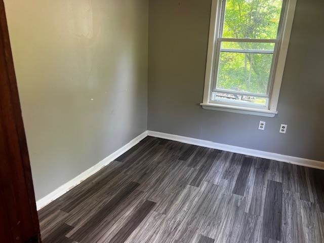 498 Clyde Street Newport, VT 05855 - Photo 29 of 38