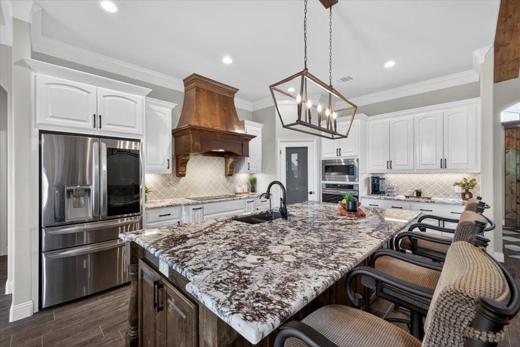 455 Christian Way Azle, TX 76020 - Photo 11 of 38