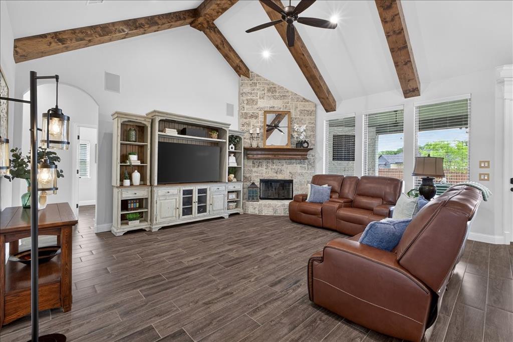 455 Christian Way Azle, TX 76020 - Photo 7 of 38