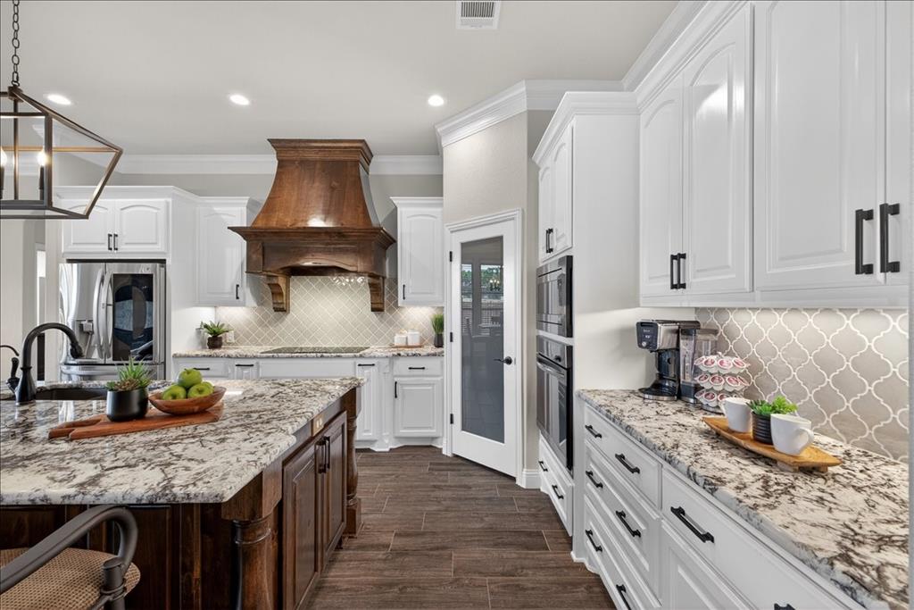 455 Christian Way Azle, TX 76020 - Photo 10 of 38