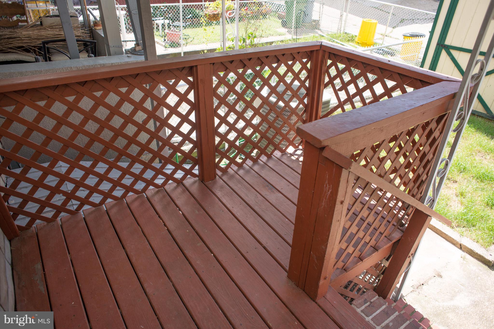 3652 Keswick Road Baltimore, MD 21211 - Photo 15 of 16 a view of a balcony