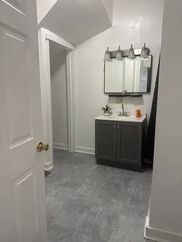 $1,600 | 15829 Loomis Avenue, Harvey, IL 60426