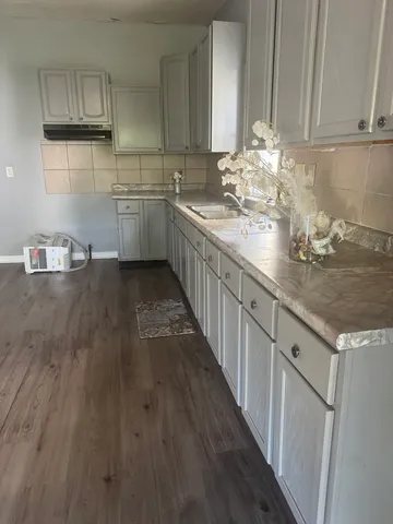 $1,600 | 15829 Loomis Avenue, Harvey, IL 60426