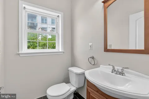 $500,000 | 1125 Race Street, Baltimore, MD 21230