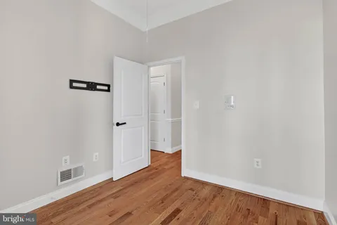 $500,000 | 1125 Race Street, Baltimore, MD 21230