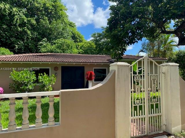 4427 Southwest 16th Street Miami, FL 33134 - Photo 17 of 18
