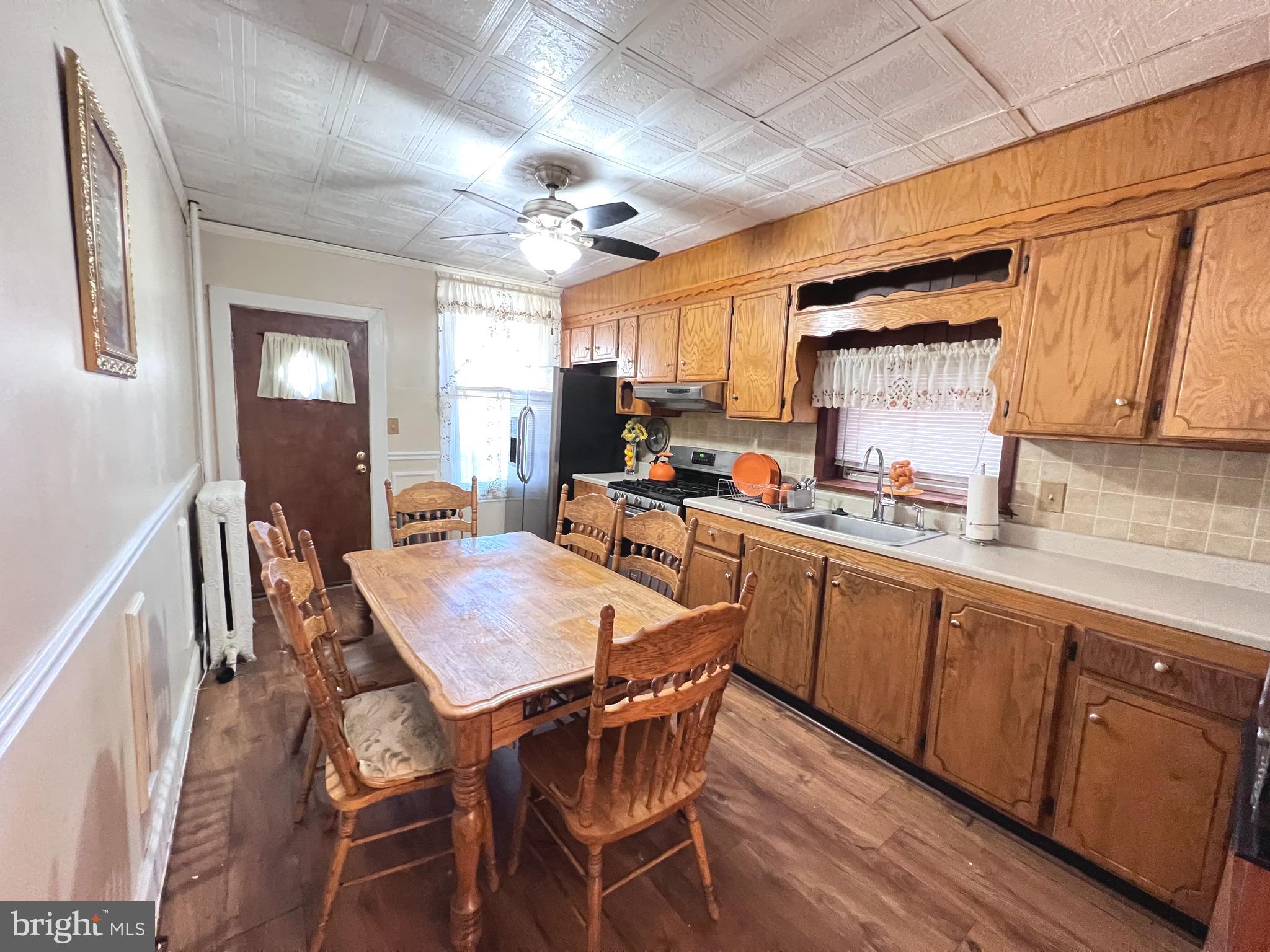 106 R Street Northeast Washington, DC 20002 - Photo 13 of 34 Kitchen