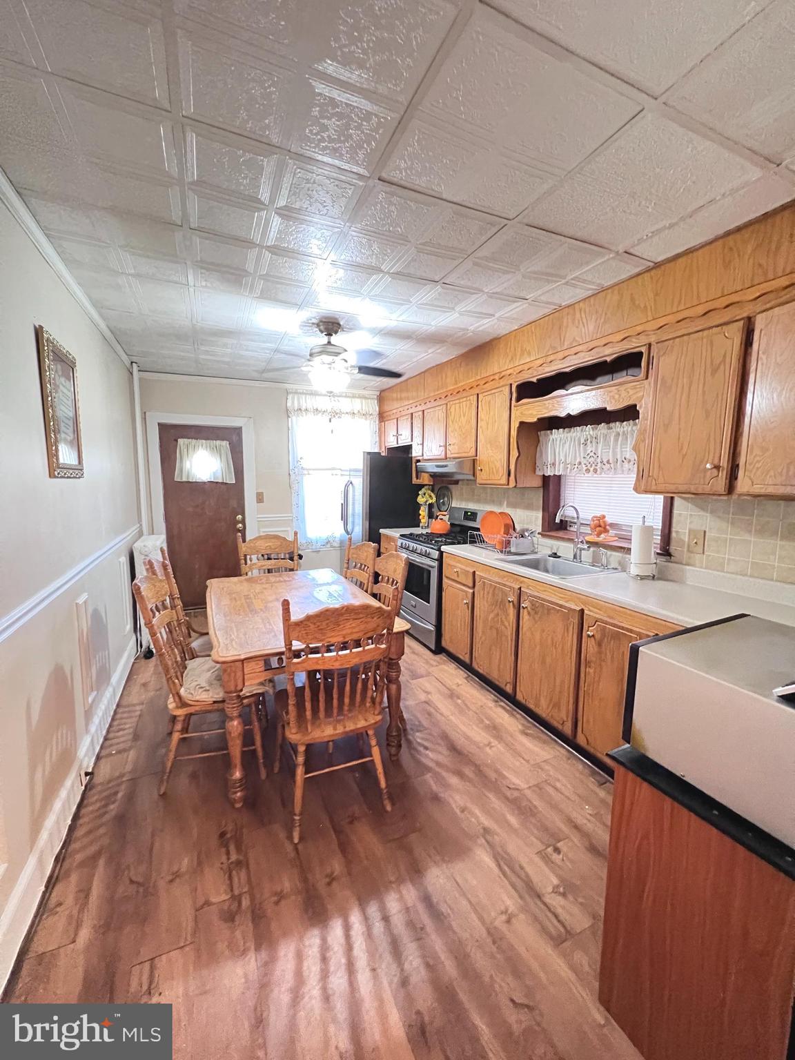 106 R Street Northeast Washington, DC 20002 - Photo 16 of 34 Kitchen