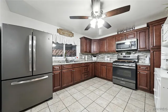 $349,900 | 295 Hoyt Street, Buffalo, NY 14213