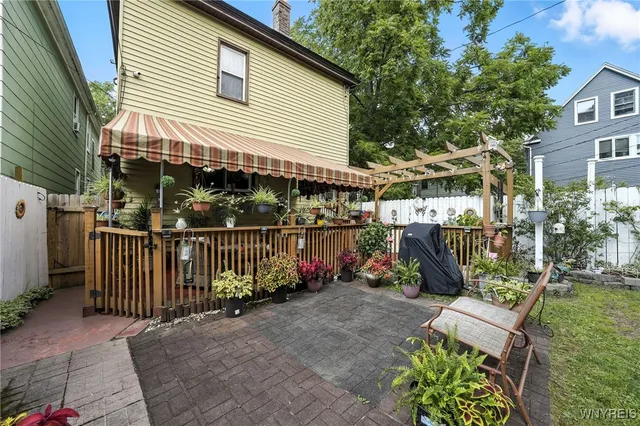 $349,900 | 295 Hoyt Street, Buffalo, NY 14213