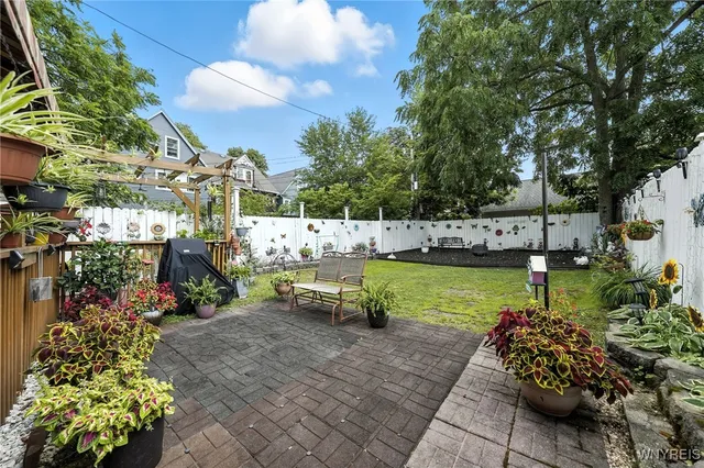 $349,900 | 295 Hoyt Street, Buffalo, NY 14213