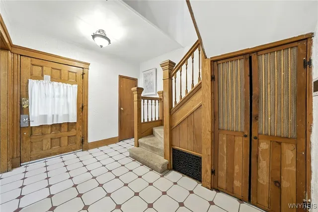 $349,900 | 295 Hoyt Street, Buffalo, NY 14213