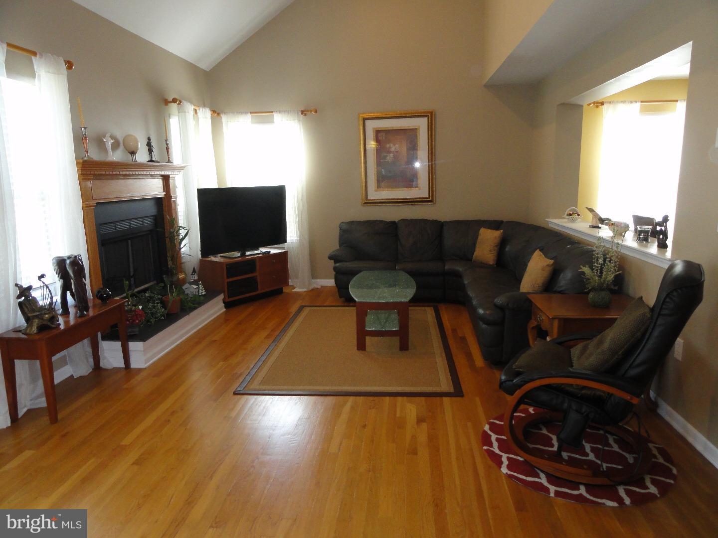 2 Richards Road Lawrenceville, NJ 08648 - Photo 5 of 16 Family Room